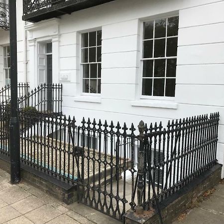 ليمينغتون The Apartment, Lower Ground Floor, Clarendon Place المظهر الخارجي الصورة